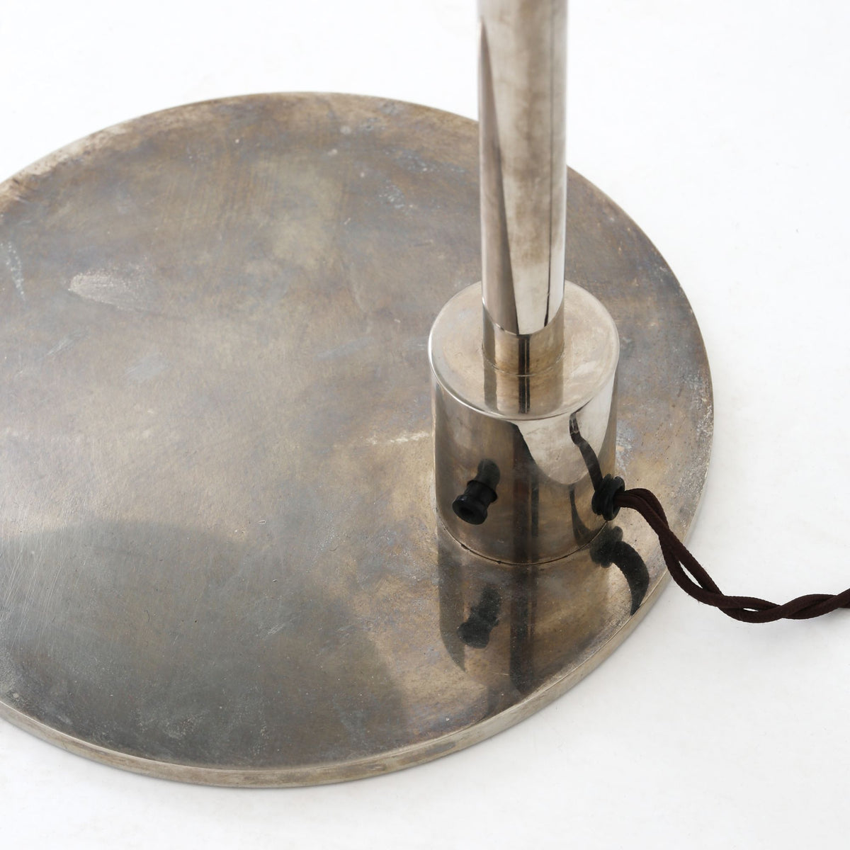 Rare table lamp in metal