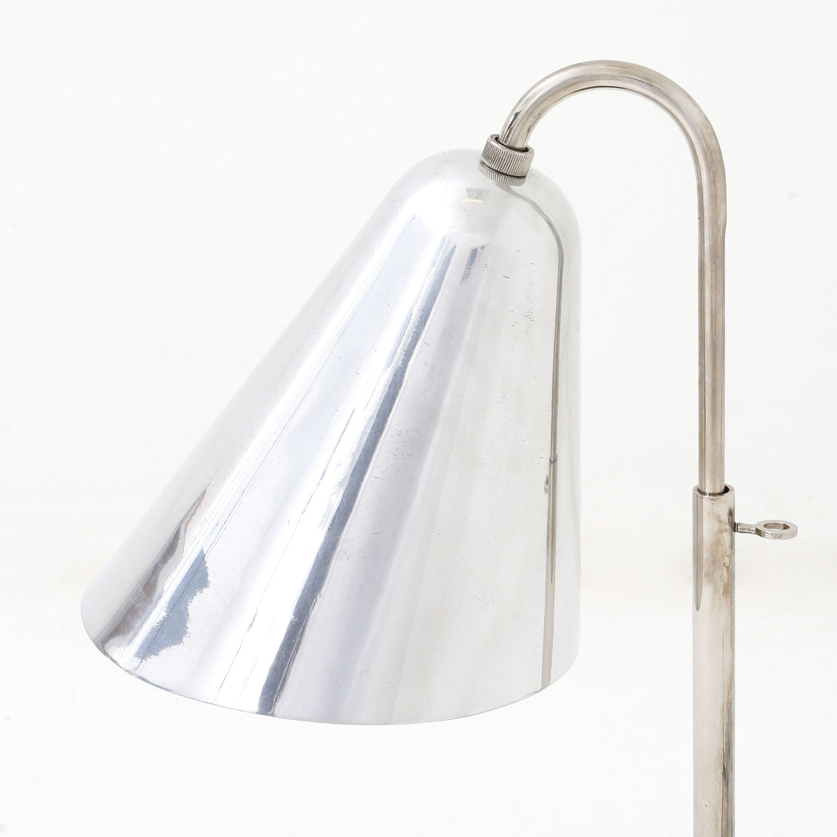 Rare table lamp in metal