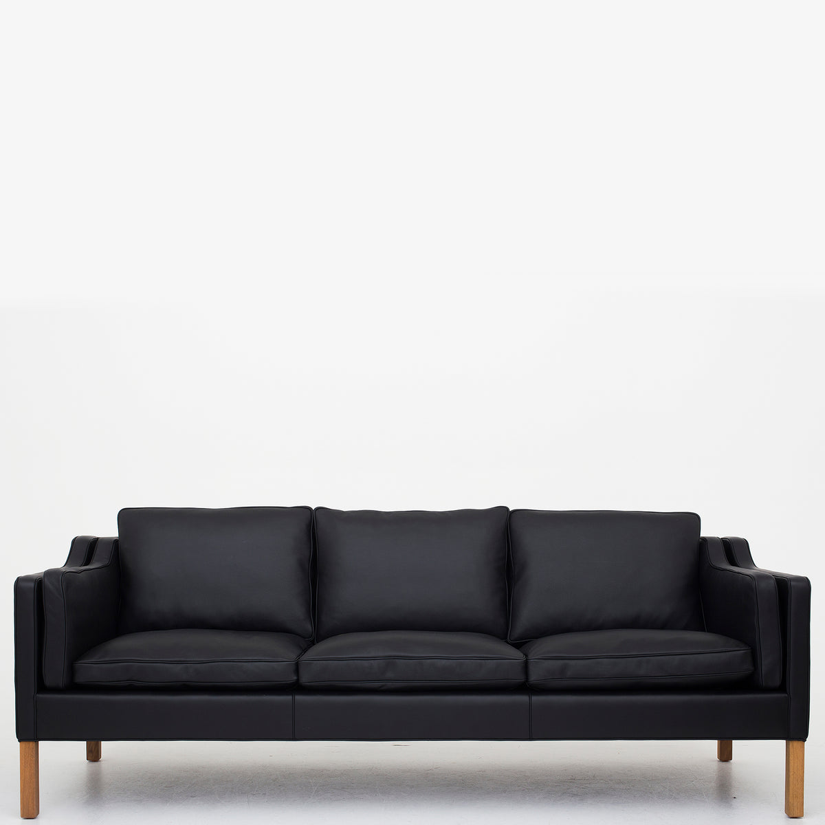 BM 2213 - 3-seater sofa in Savanne leather