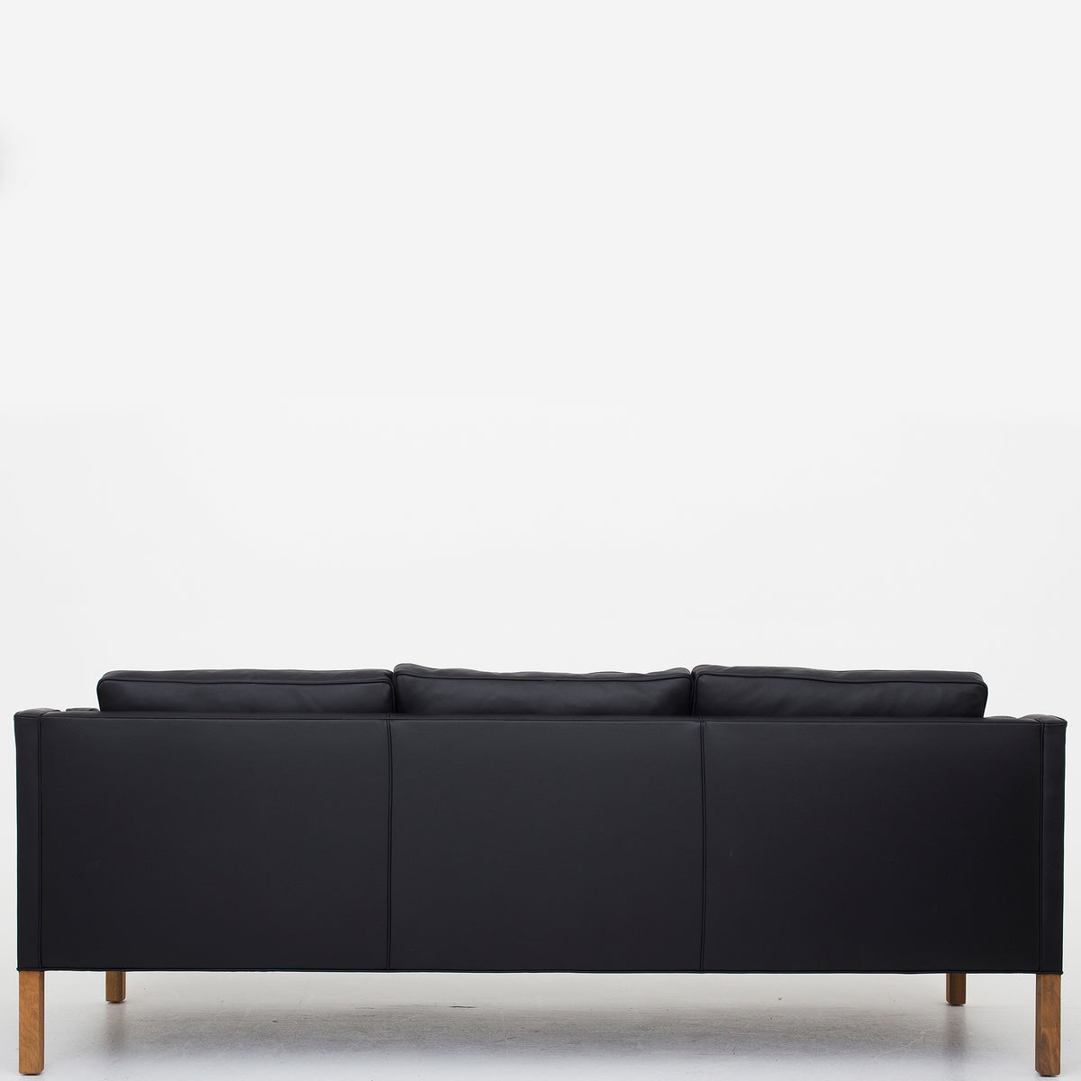 BM 2213 - 3-seater sofa in Savanne leather