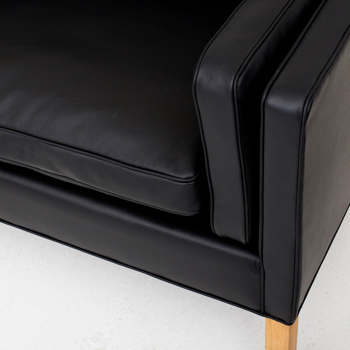 BM 2213 - 3-seater sofa in Savanne leather