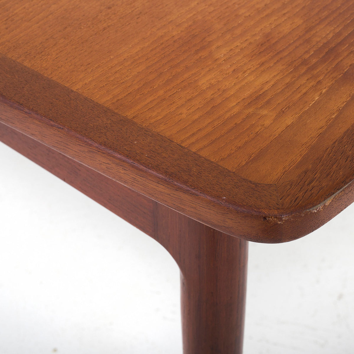 Spisebord i teak