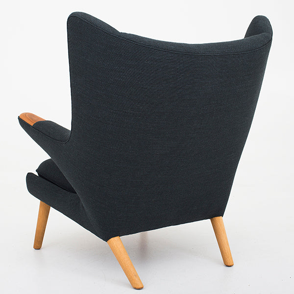 AP 19 - Papa Bear chair in new fabric