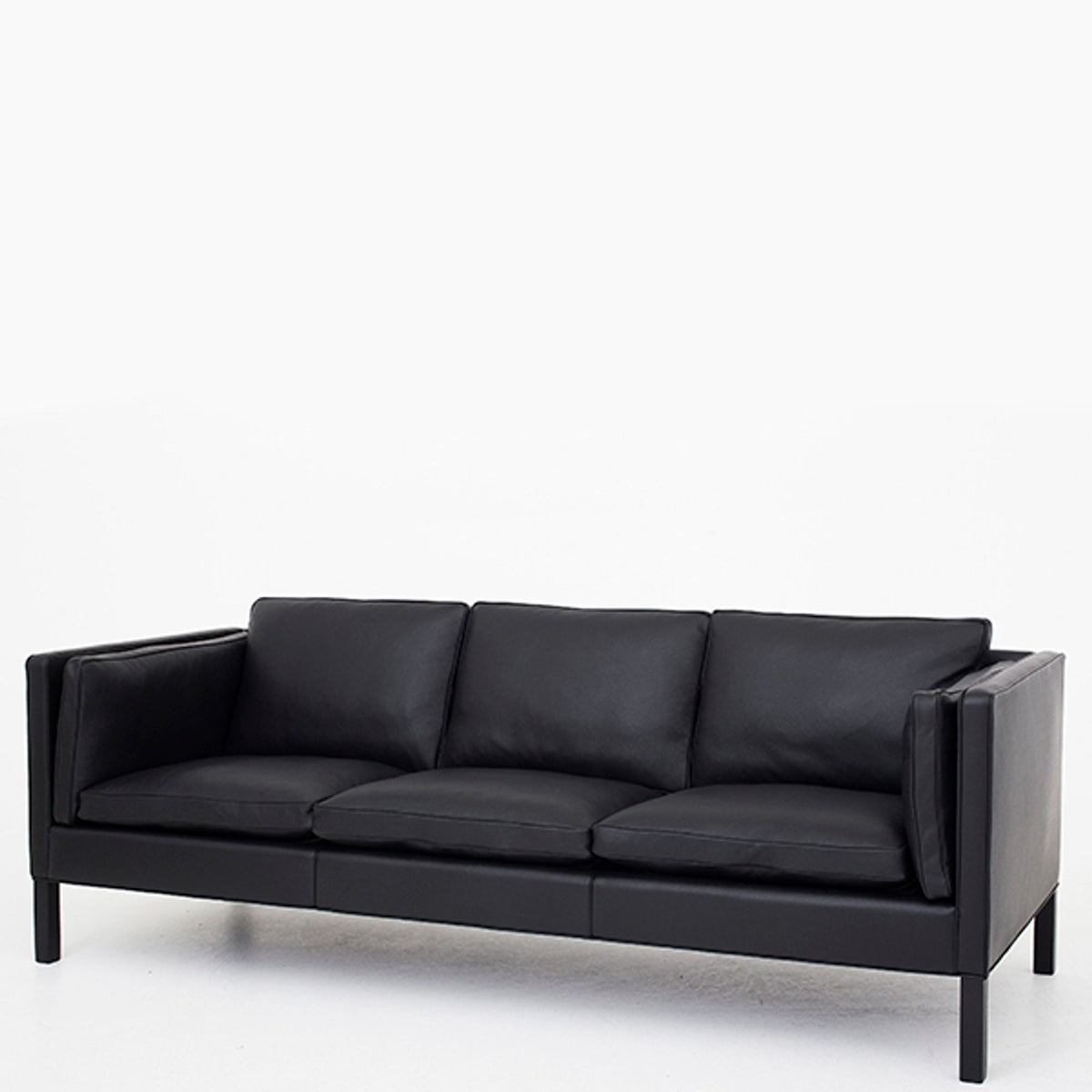 BM 2333 - 3-seater sofa in Savanne leather
