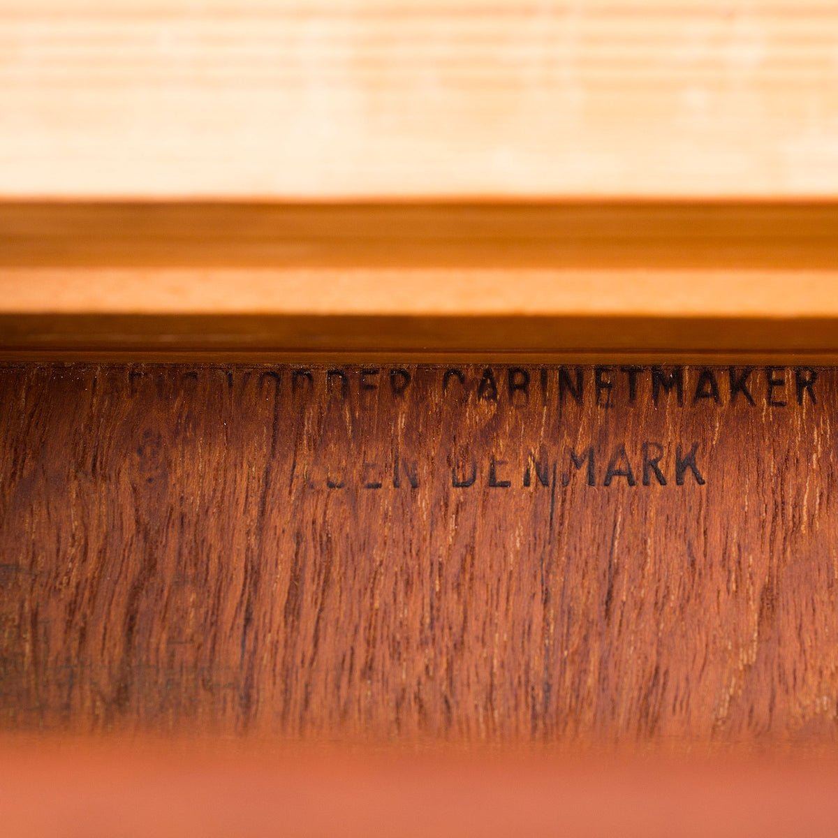 'Judas'-spisebord i teak
