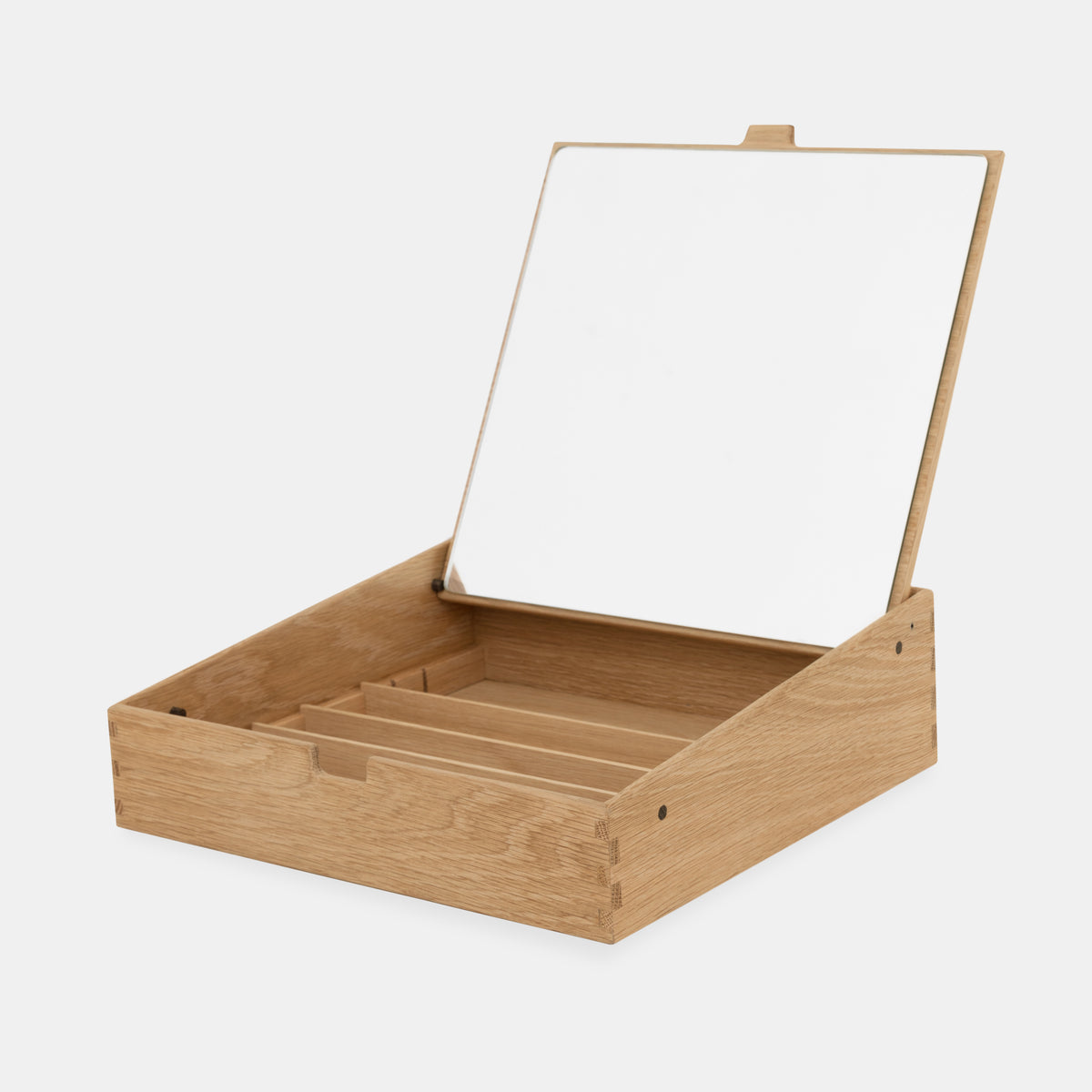 Beauty Box, oak oil