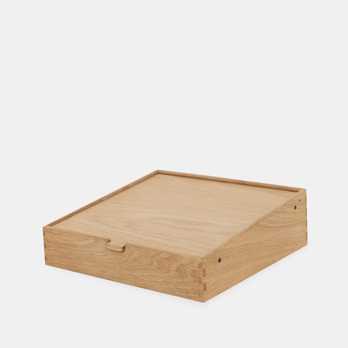Beauty Box, oak oil