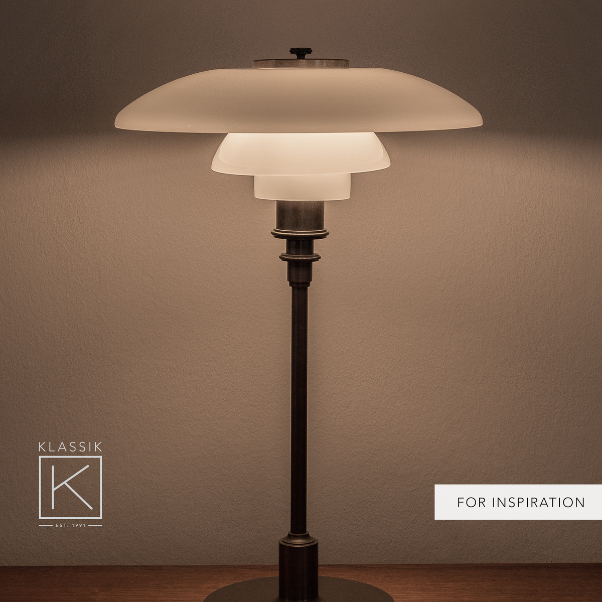 PH 4/3 - bordlampe i messing