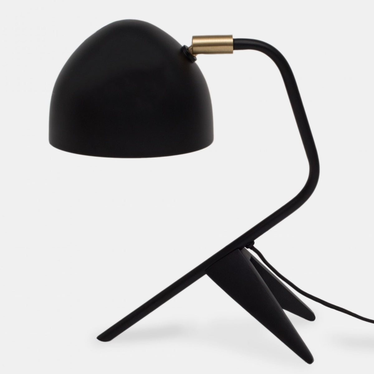 Studio 1 - Bordlampe i metal (sort)