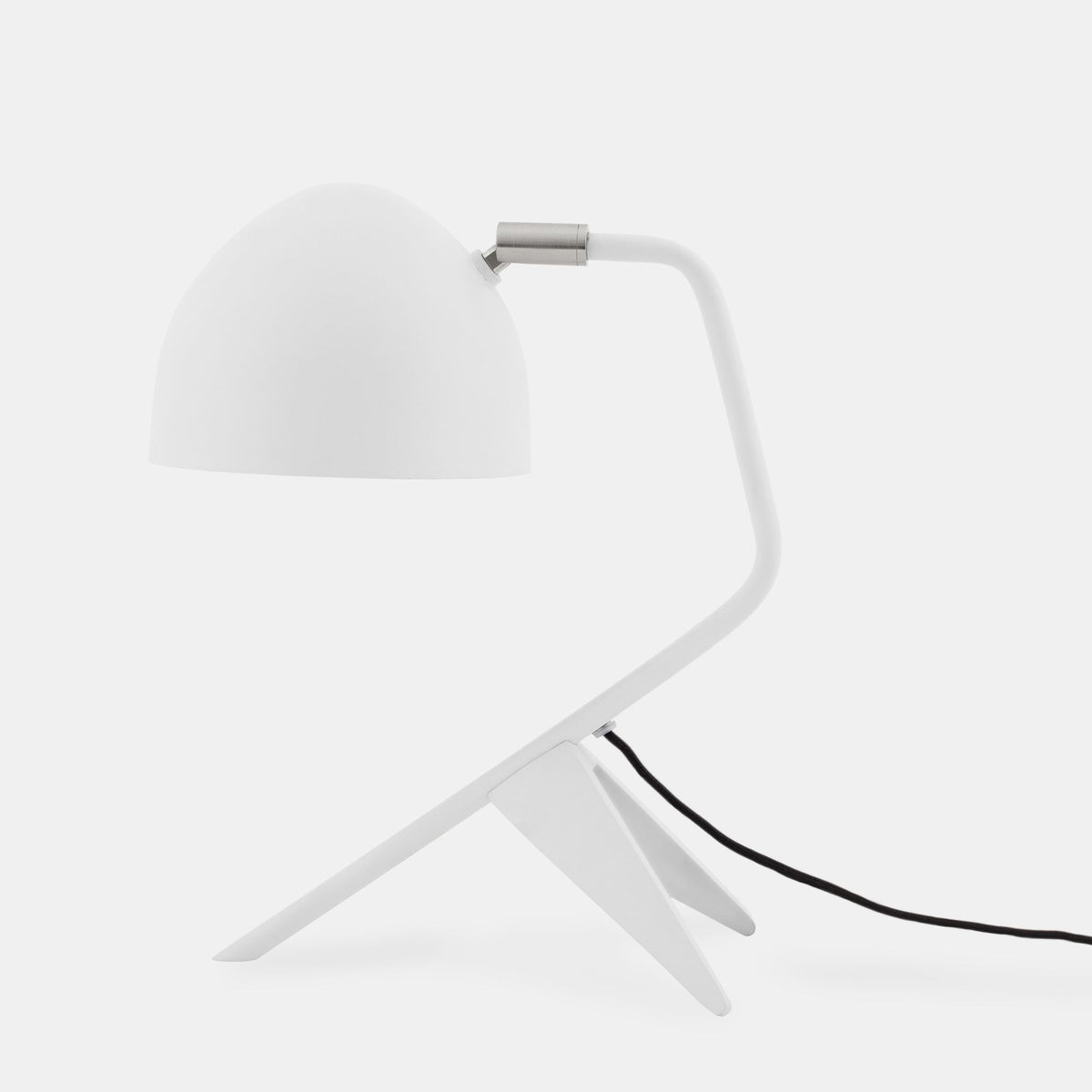 Studio 1 - Bordlampe i metal (hvid)