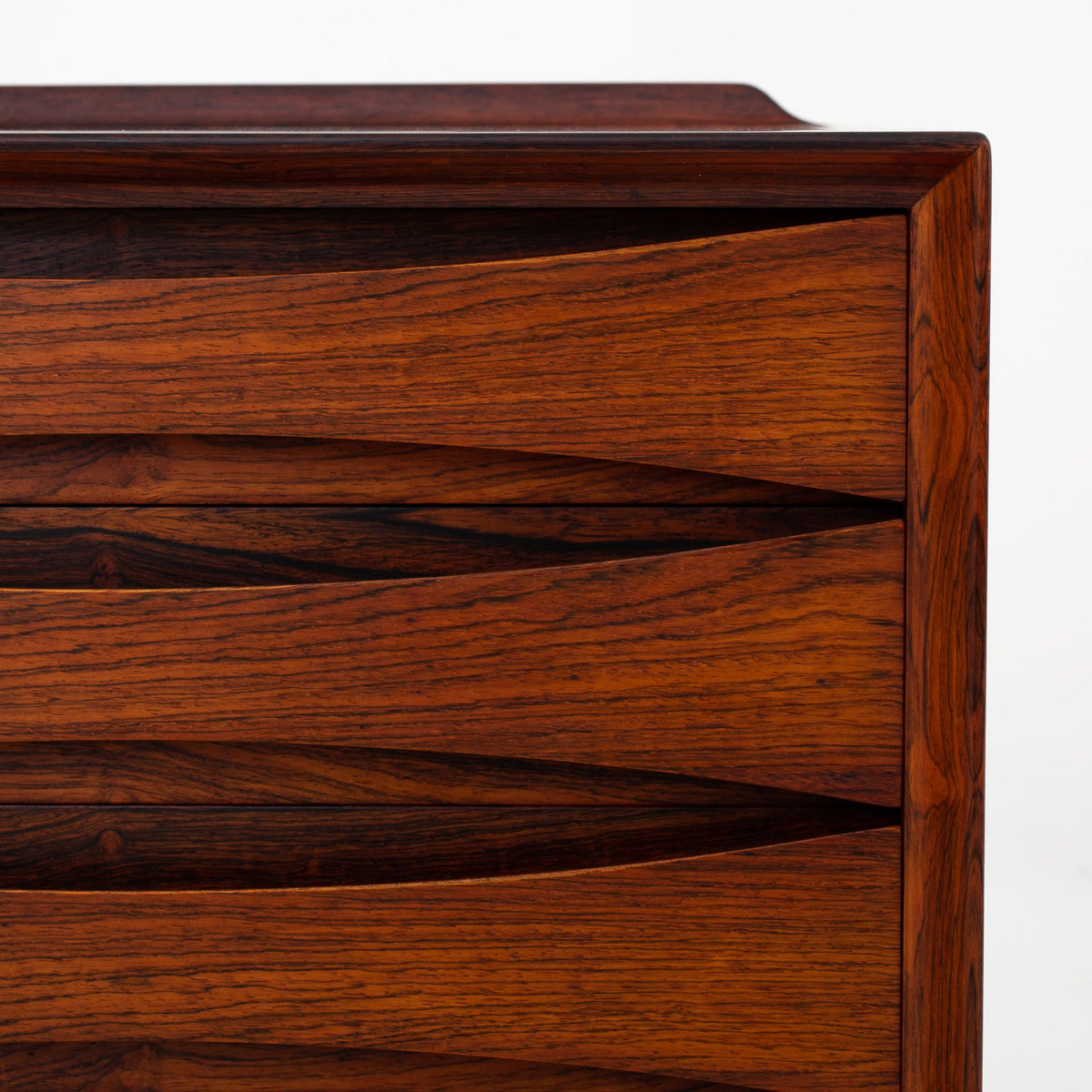 OS 63 - Sideboard in rosewood