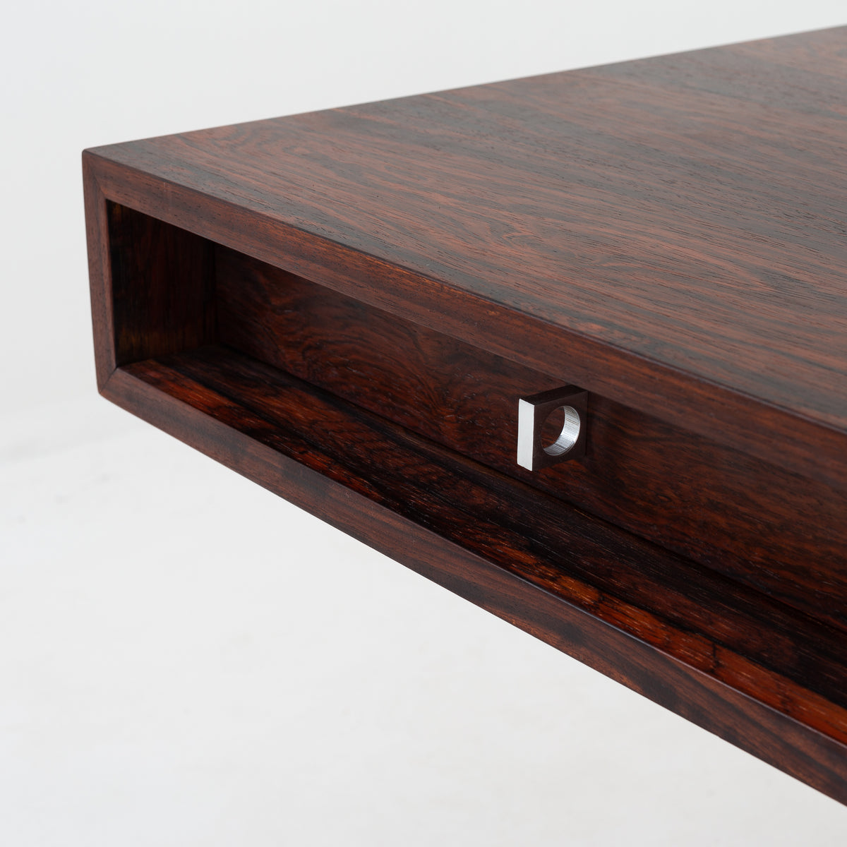 Desk in rosewood