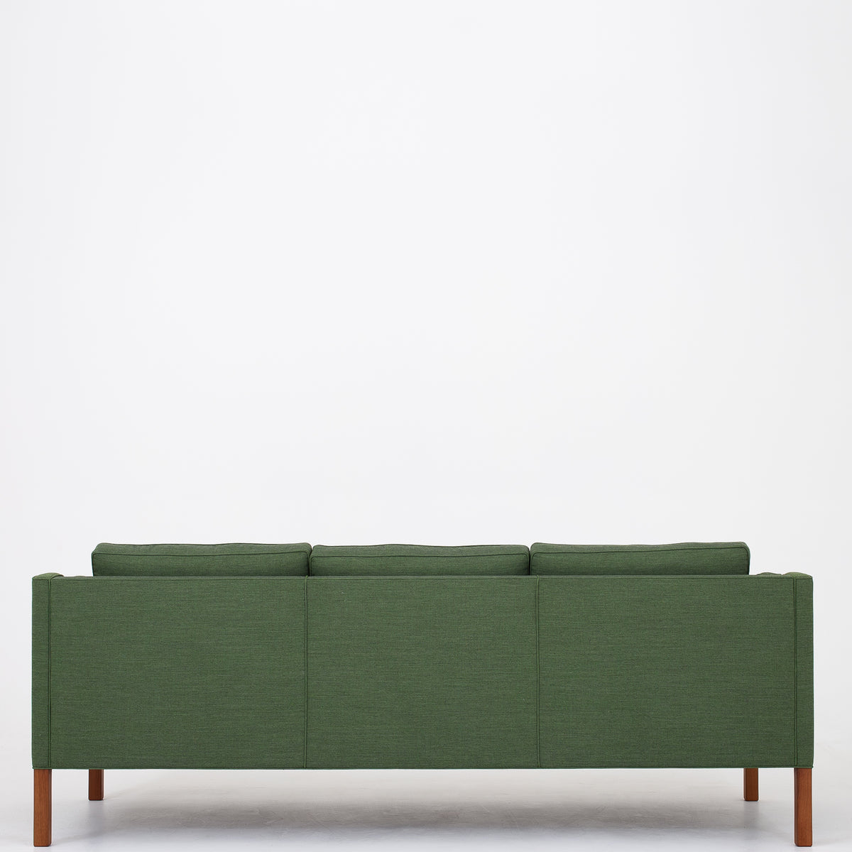 BM 2213 - 3 pers. sofa i nyt tekstil