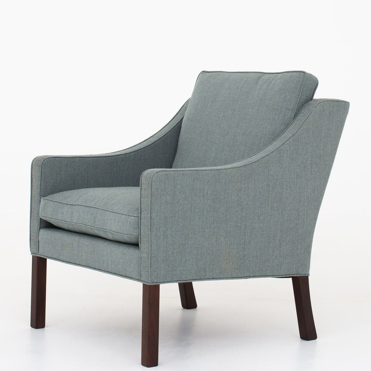 BM 2207 - Easy chair in new fabric