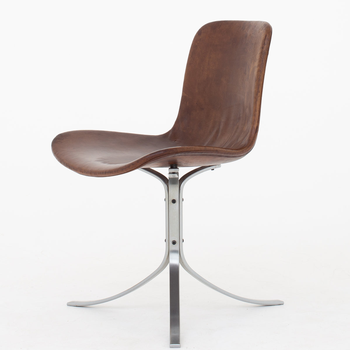 PK 9 - Chairs in original leather (set)