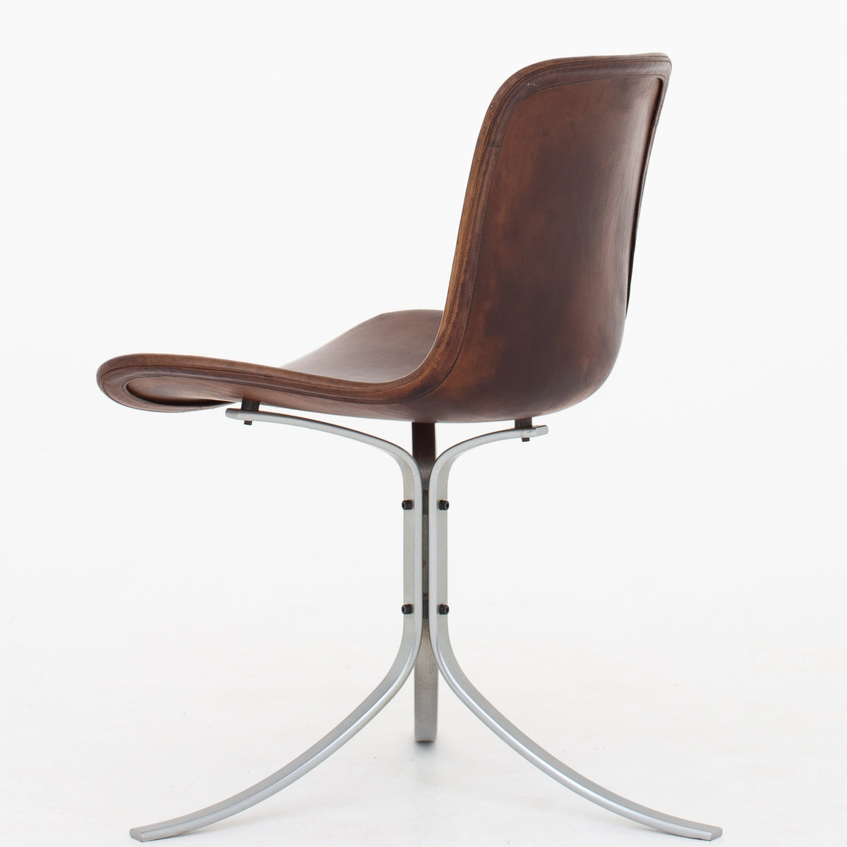 PK 9 - Chairs in original leather (set)