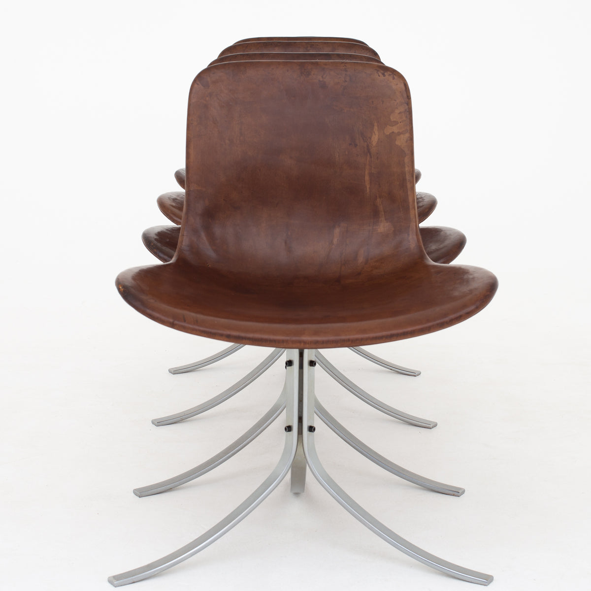 PK 9 - Chairs in original leather (set)