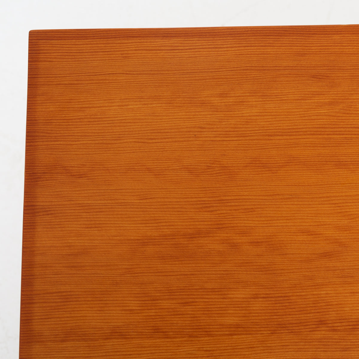 Dining table in oregon pine