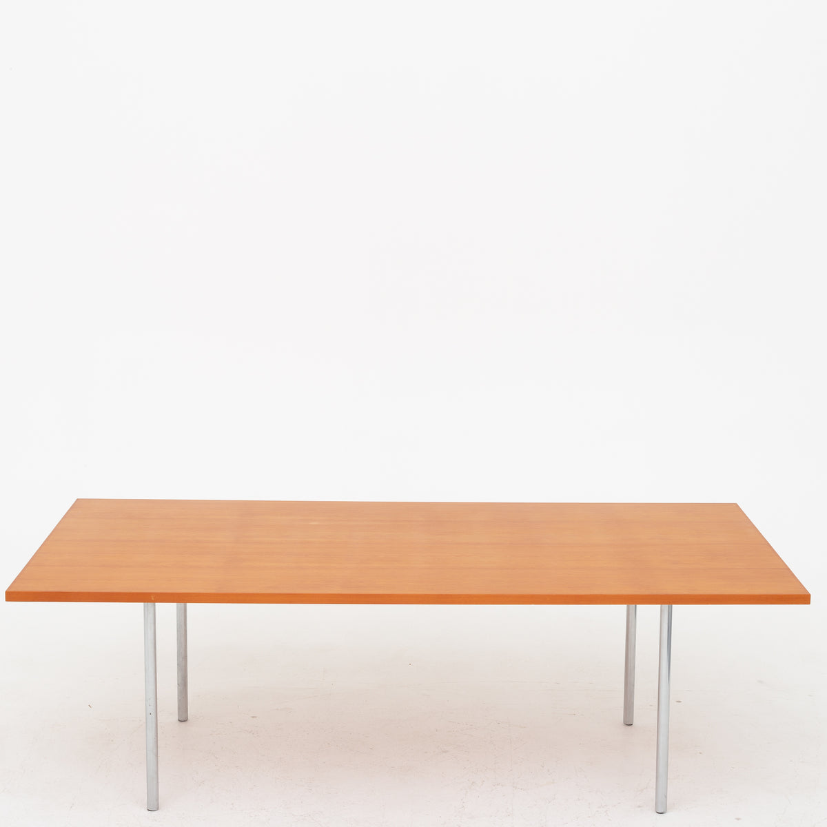 Dining table in oregon pine