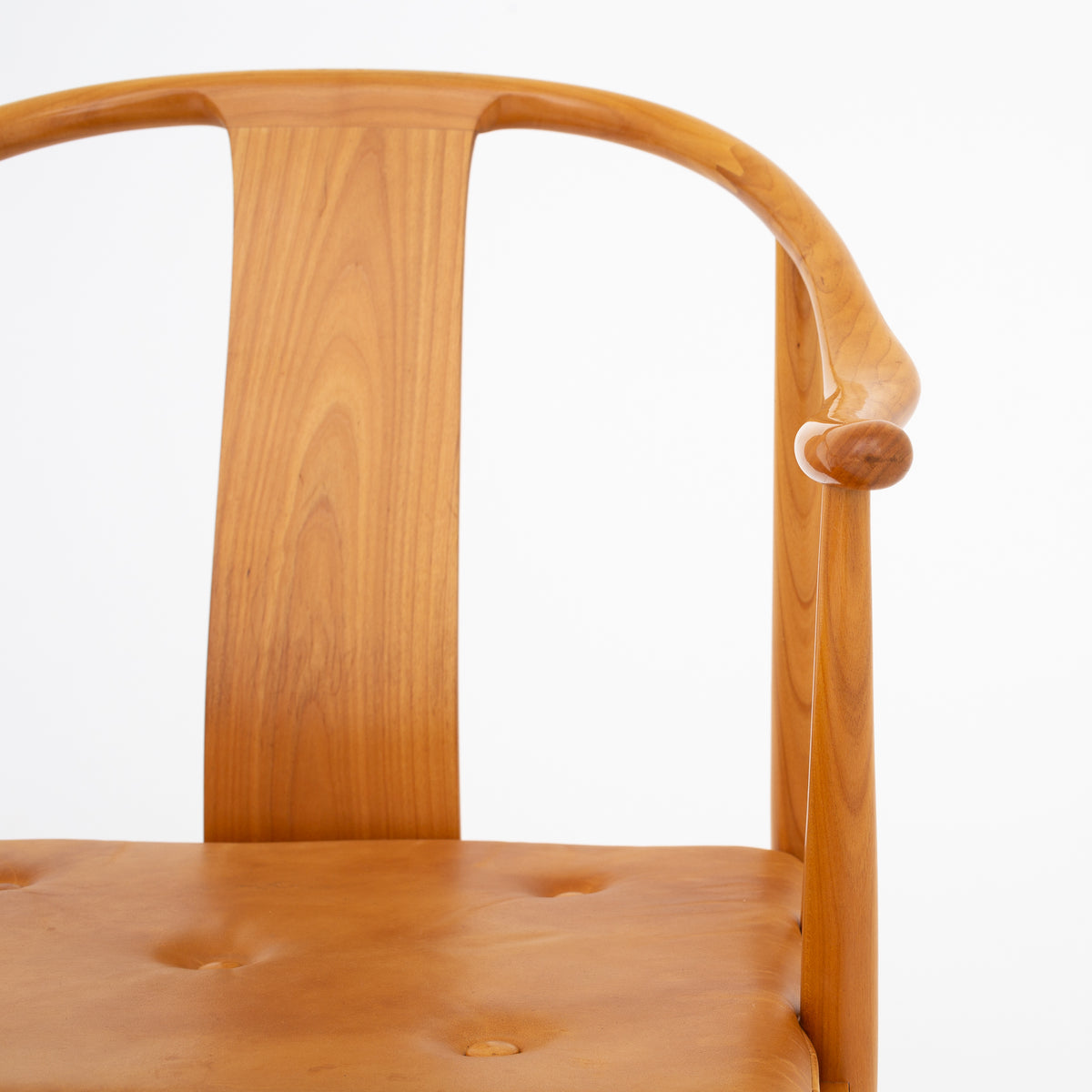 FH 4283 - China chair in cherry