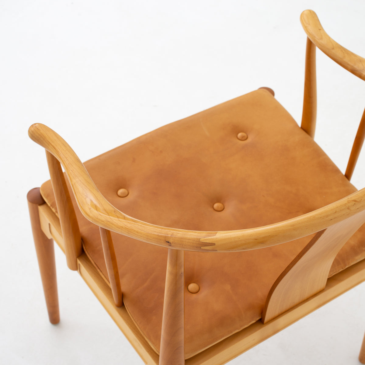 FH 4283 - China chair in cherry