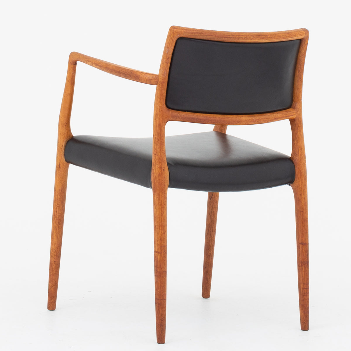 NO 65 - Armstol i teak