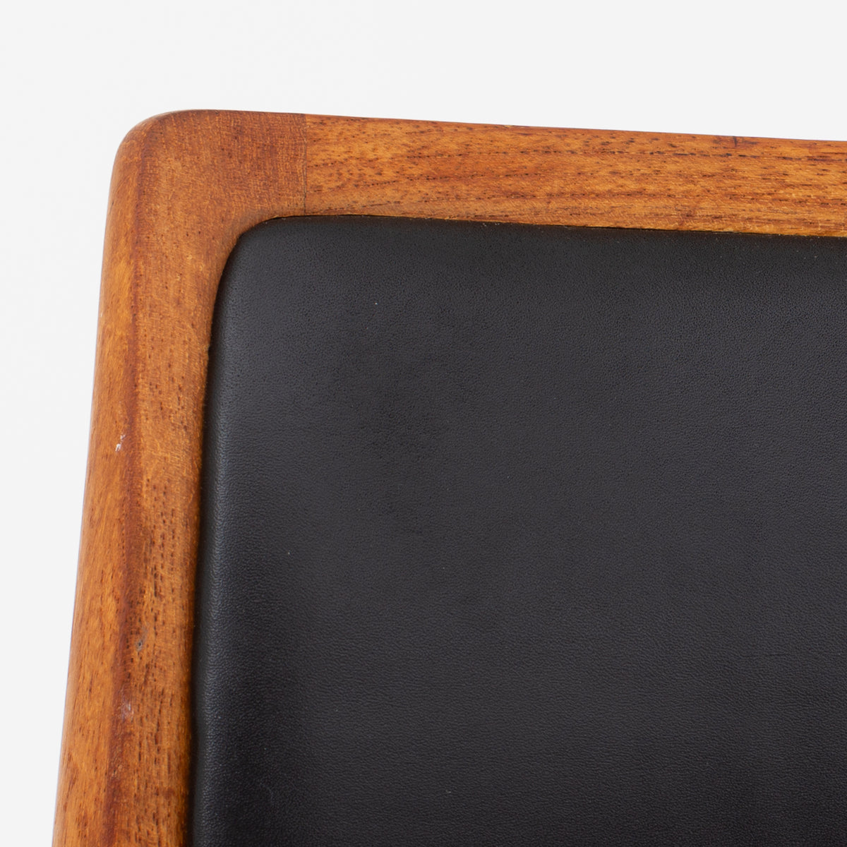 NO 65 - Armstol i teak