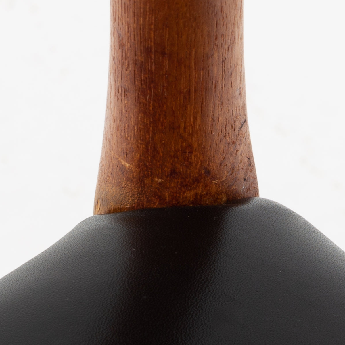 NO 65 - Armstol i teak