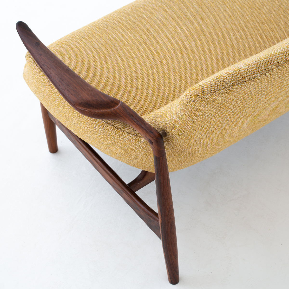 NV 53/2 - To-personers sofa i palisander