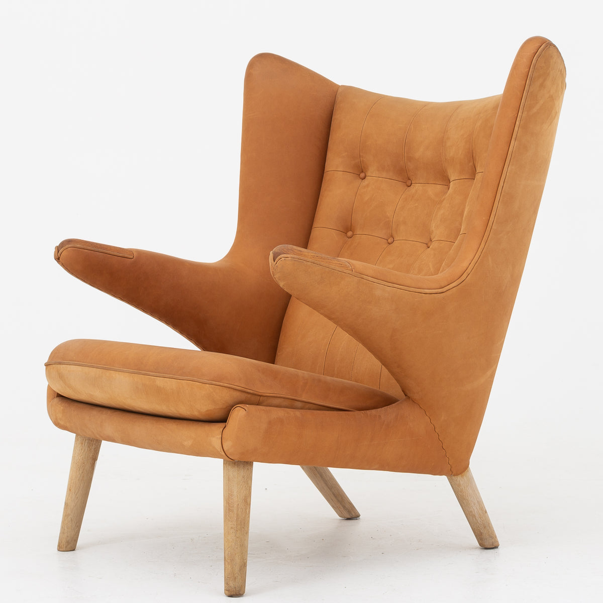 AP 19 - Papa Bear Chair in leather