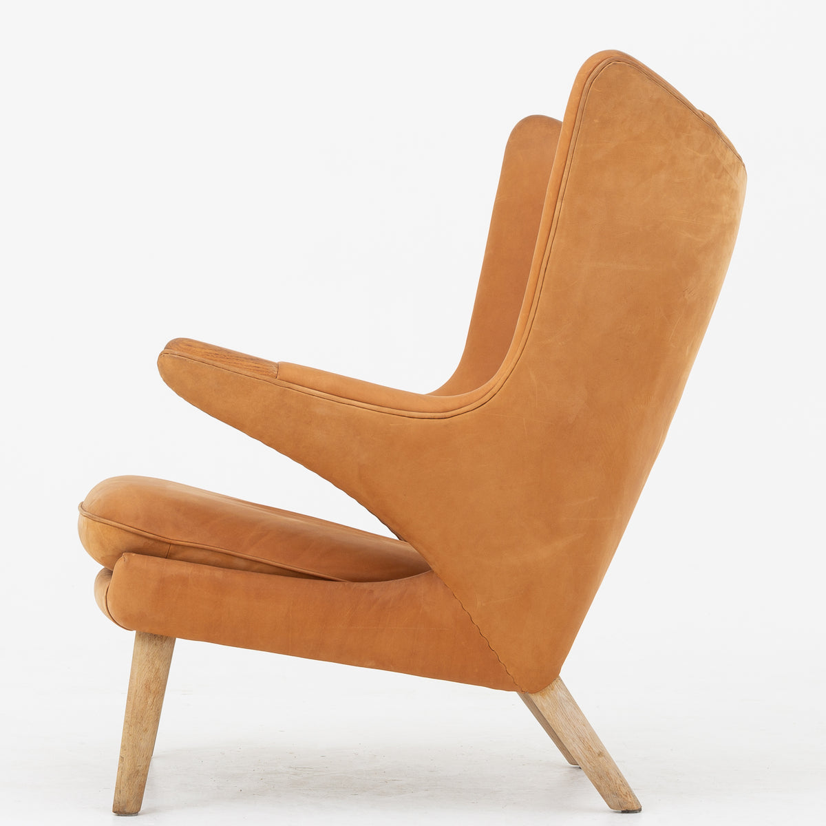 AP 19 - Papa Bear Chair in leather