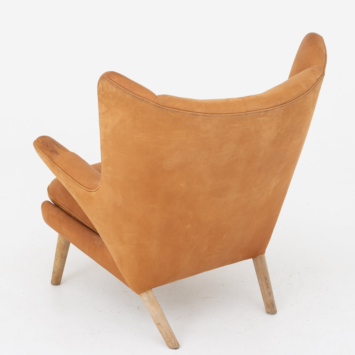 AP 19 - Papa Bear Chair in leather