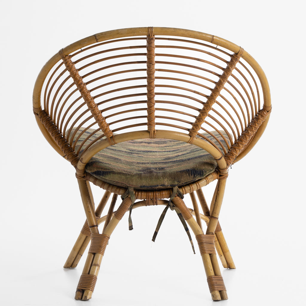 Circle chair in bamboo